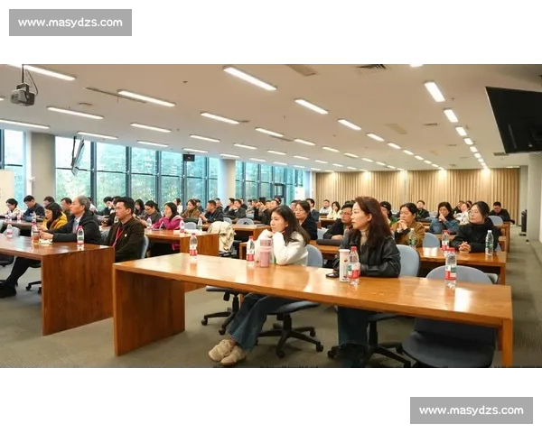 连云港苏超试训启动，重庆学子焦煜桀：跨越千里的足球梦